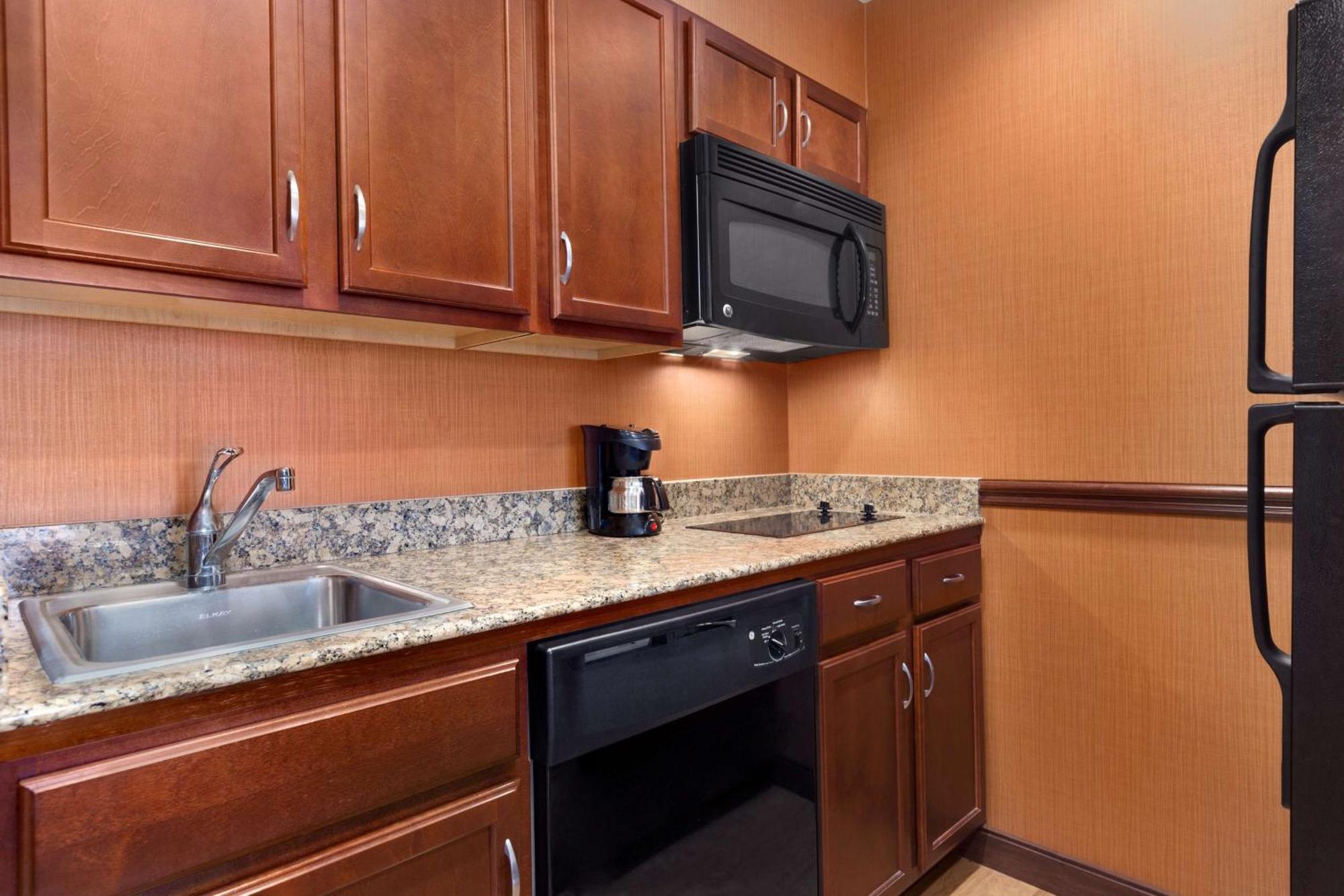 Homewood Suites Μέντφορντ Εξωτερικό φωτογραφία