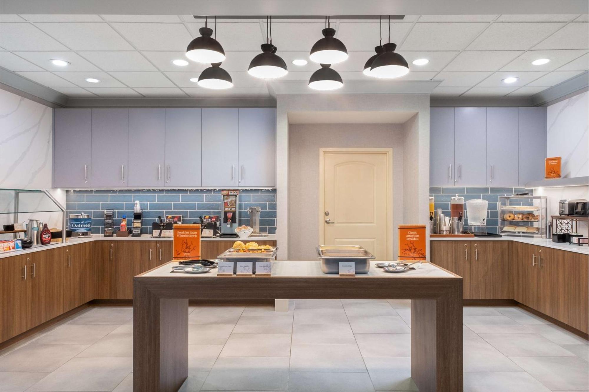 Homewood Suites Μέντφορντ Εξωτερικό φωτογραφία