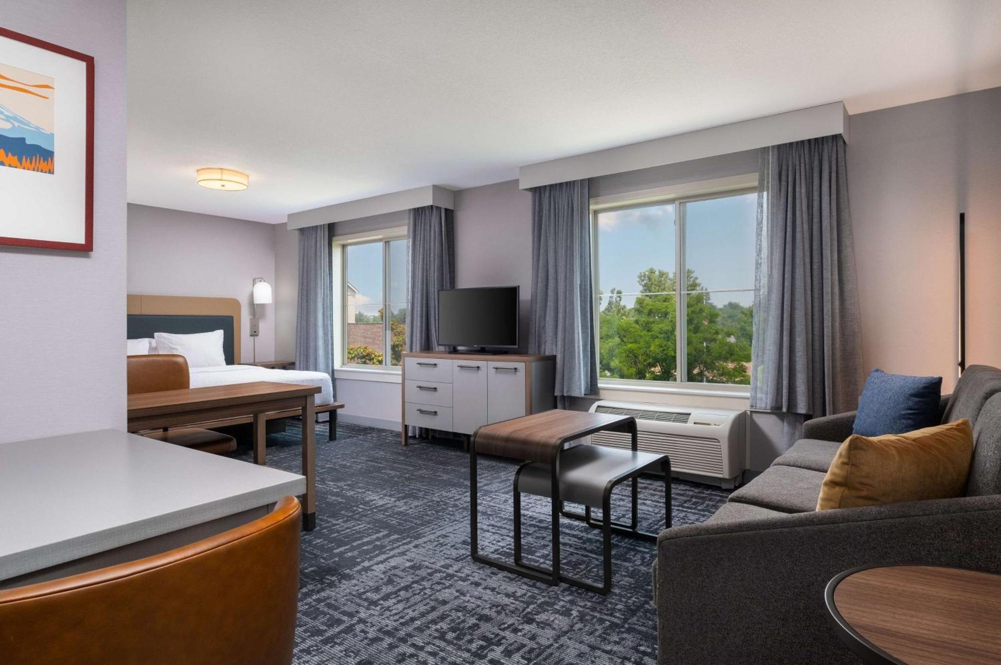 Homewood Suites Μέντφορντ Εξωτερικό φωτογραφία