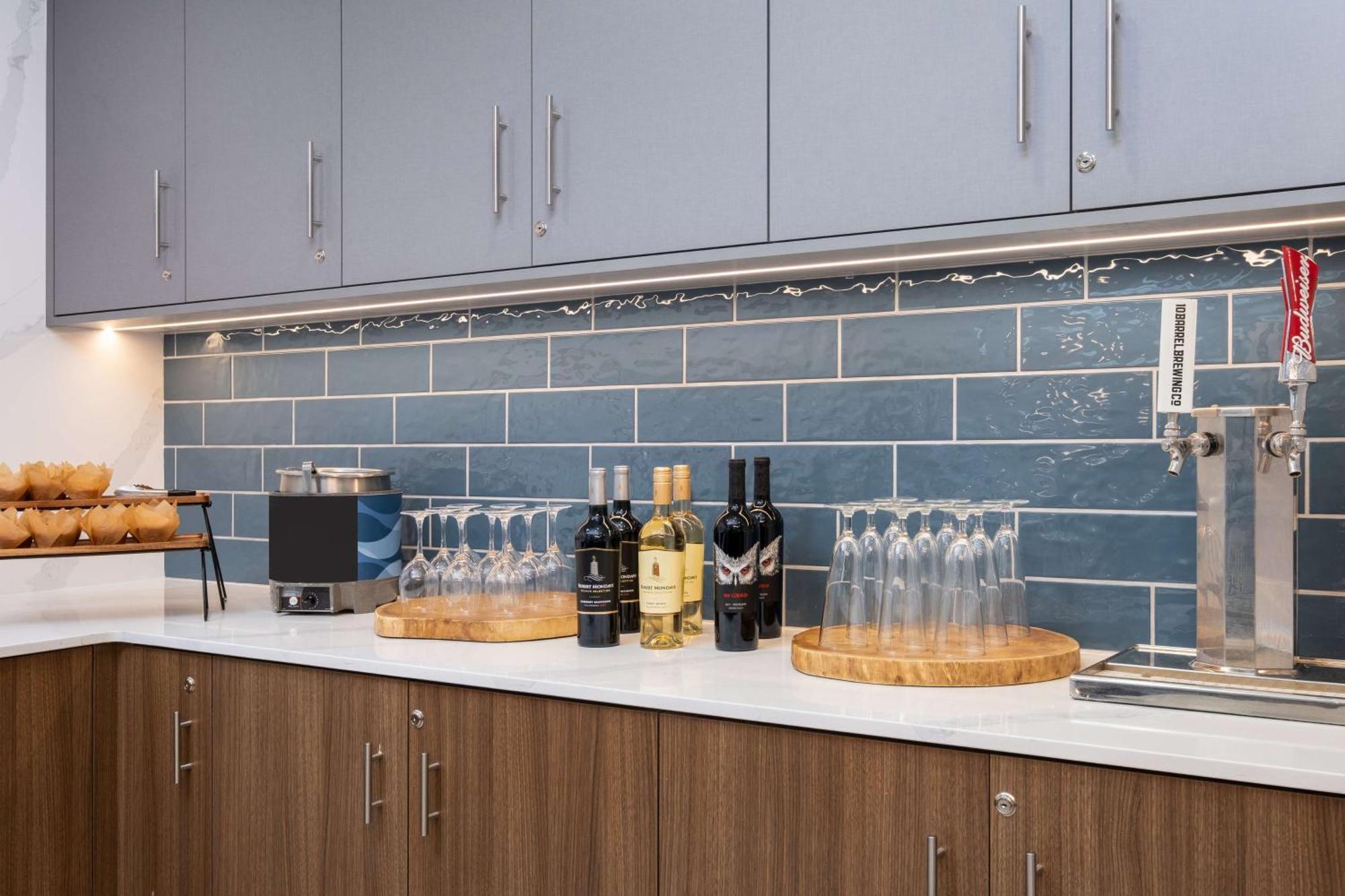 Homewood Suites Μέντφορντ Εξωτερικό φωτογραφία