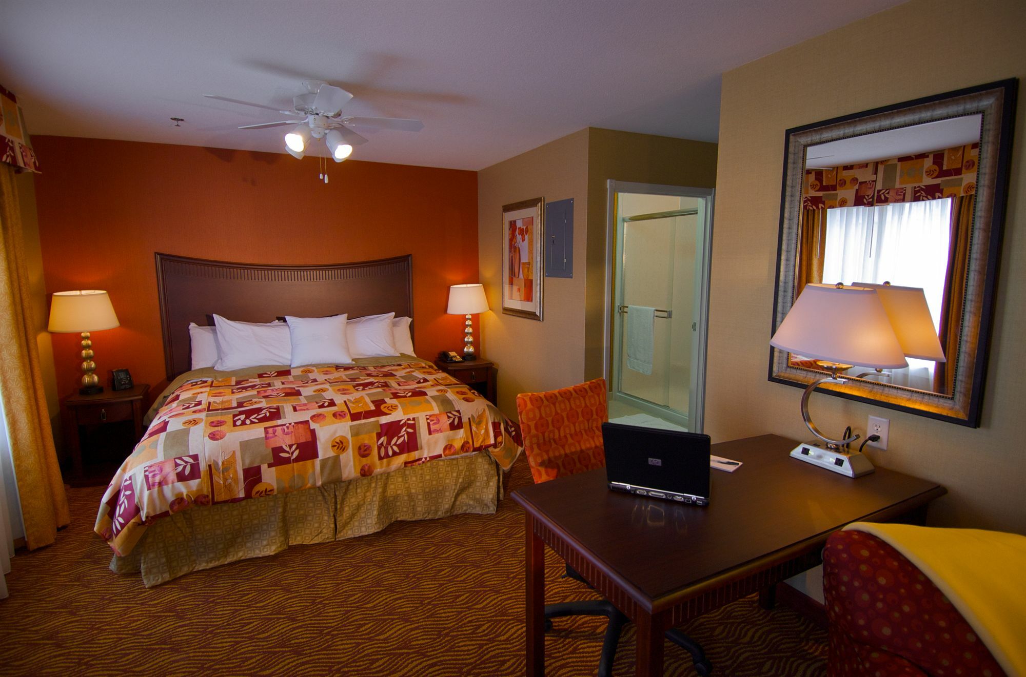 Homewood Suites Μέντφορντ Δωμάτιο φωτογραφία